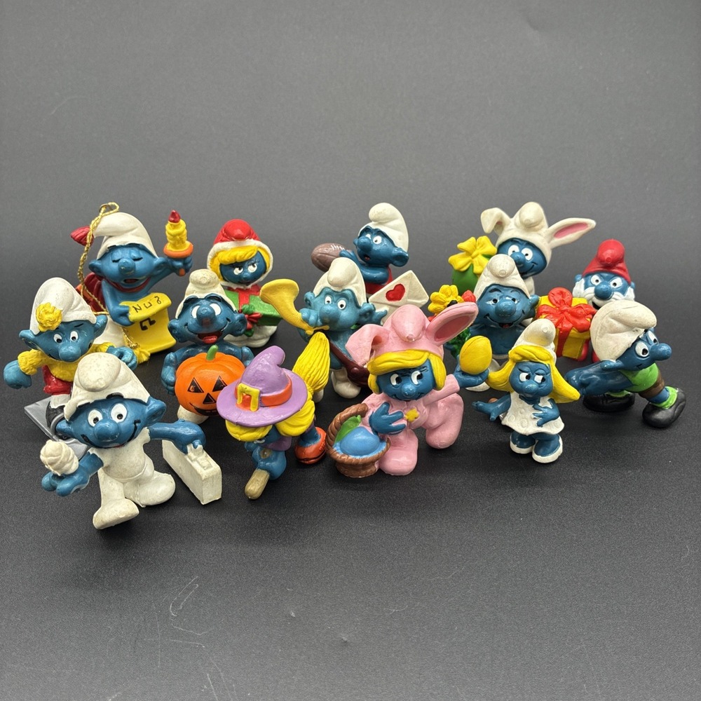 Vintage Smurfs PVC Figure Lot of 14 Schleich Peyo Smurfette Holiday Sports